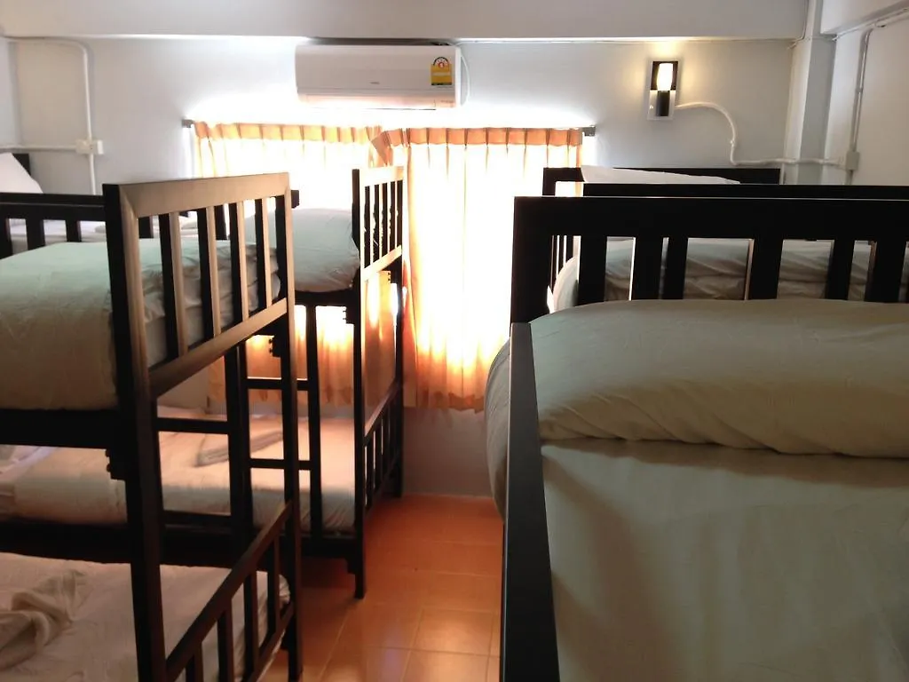 The Metallic Hostel Koh Lanta