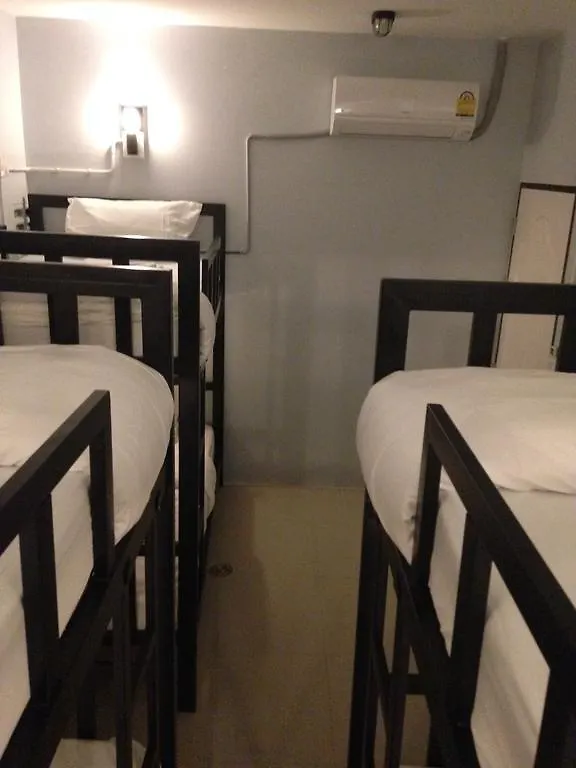 The Metallic Hostel Koh Lanta