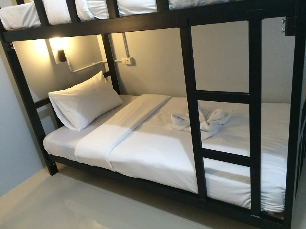 The Metallic Hostel Koh Lanta