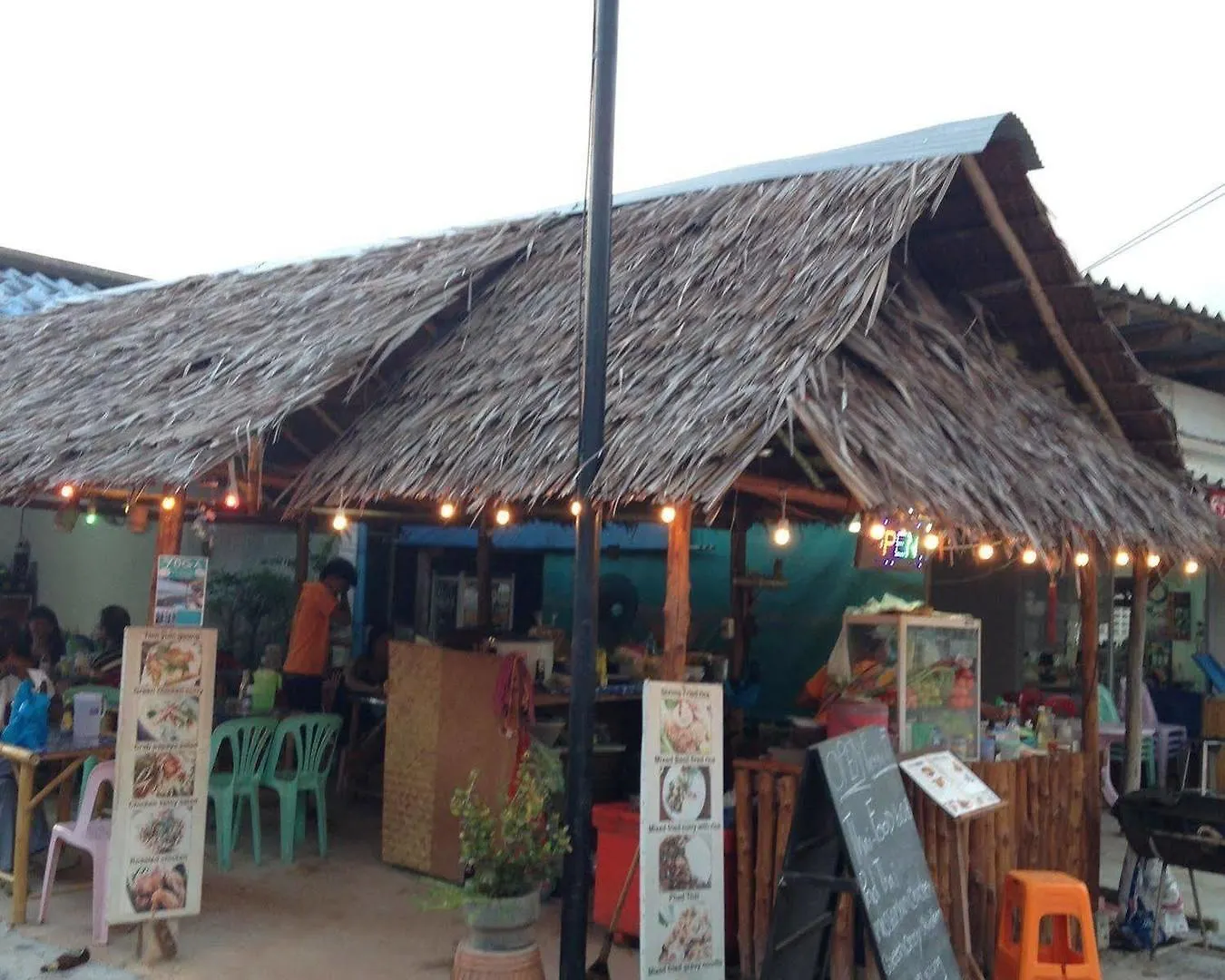 The Metallic Hostel Koh Lanta