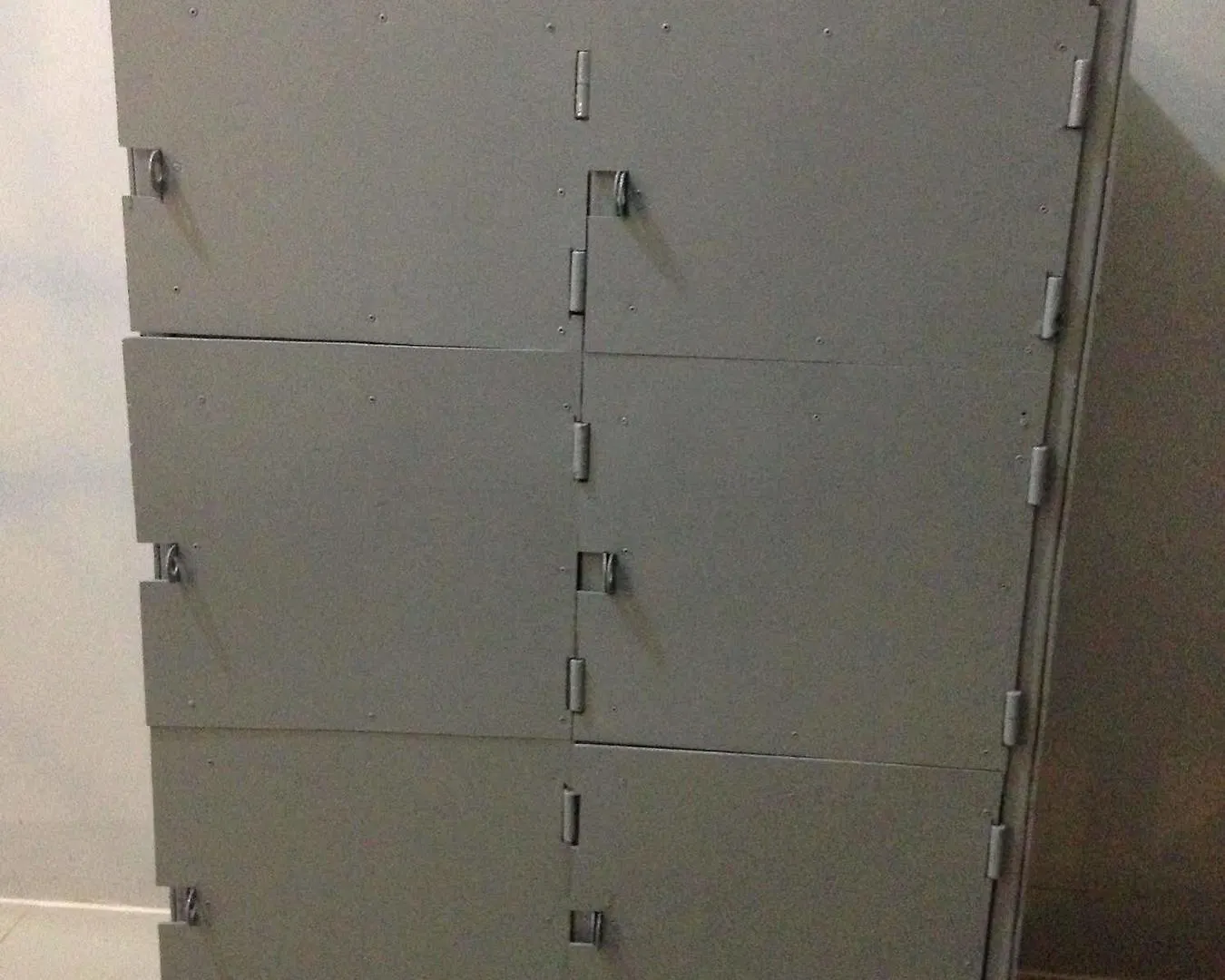 קו לנטה The Metallic Hostel  קו לנטה